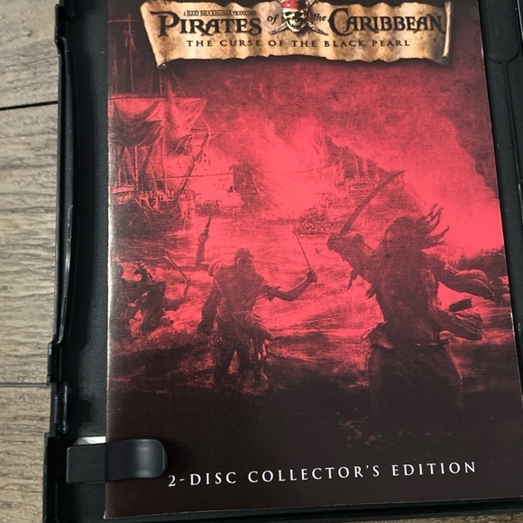 Pirates of the Caribbean 2 Disc Collectors Edition - Picture 7 of 8